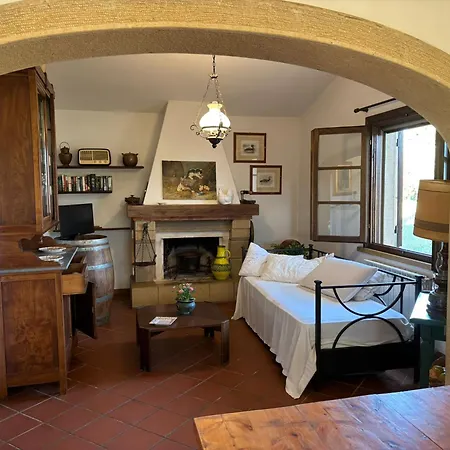 With A Great Fenced Garden In The Tuscan Countryside