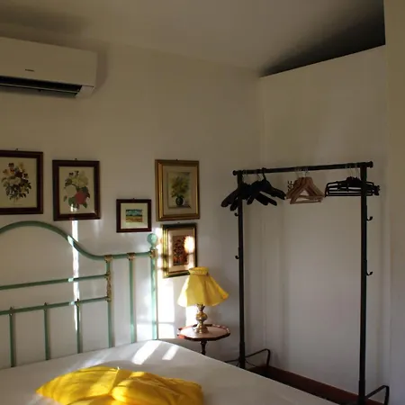 With A Great Fenced Garden In The Tuscan Countryside Сasa de vacaciones Cecina (Livorno)